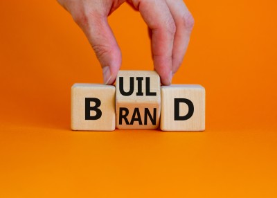 Midlands JPLA soft skills training: How to build your personal brand - slides Midlands JPLA soft skills training: How to build your personal brand - slides